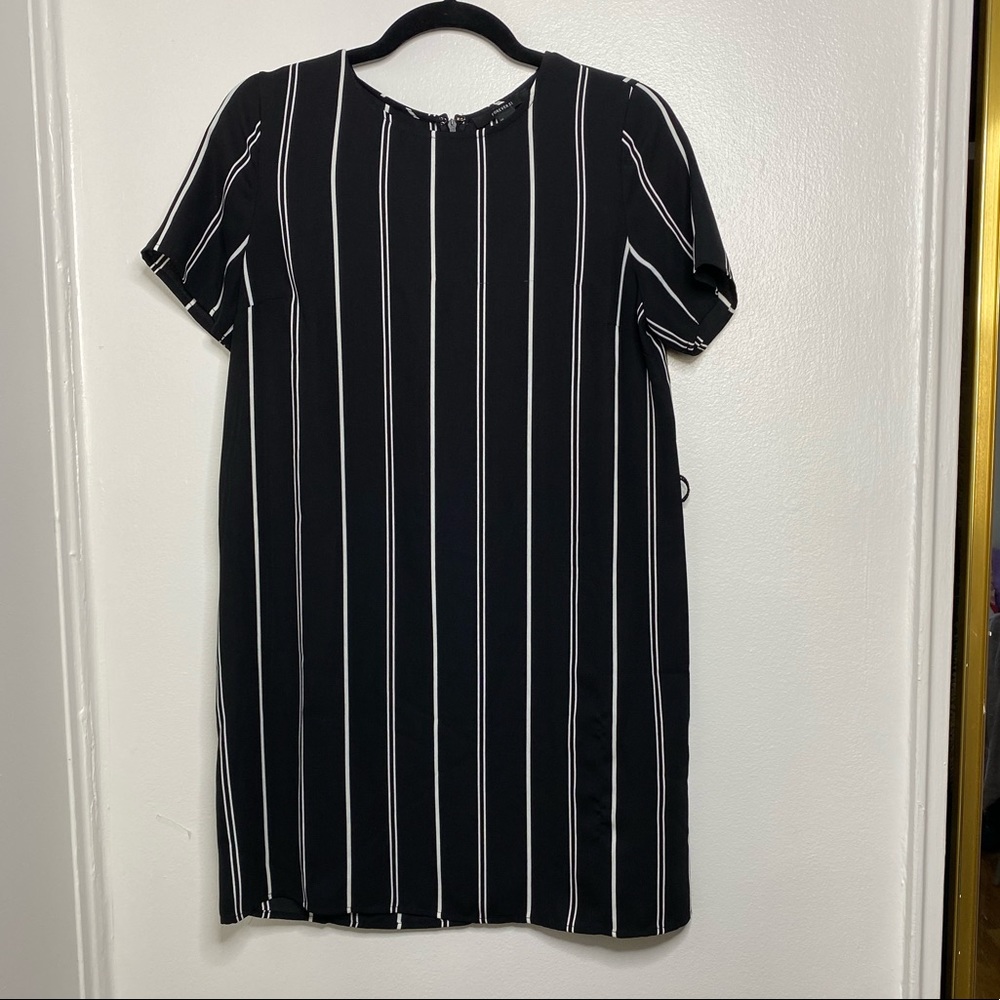Forever21 Stripped Black and white dress size medium